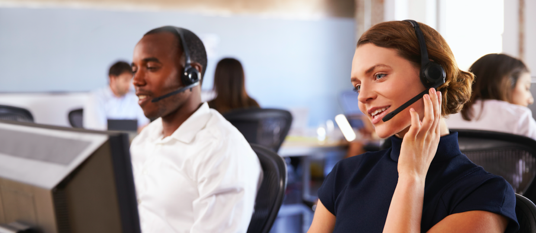 customer service busy staff